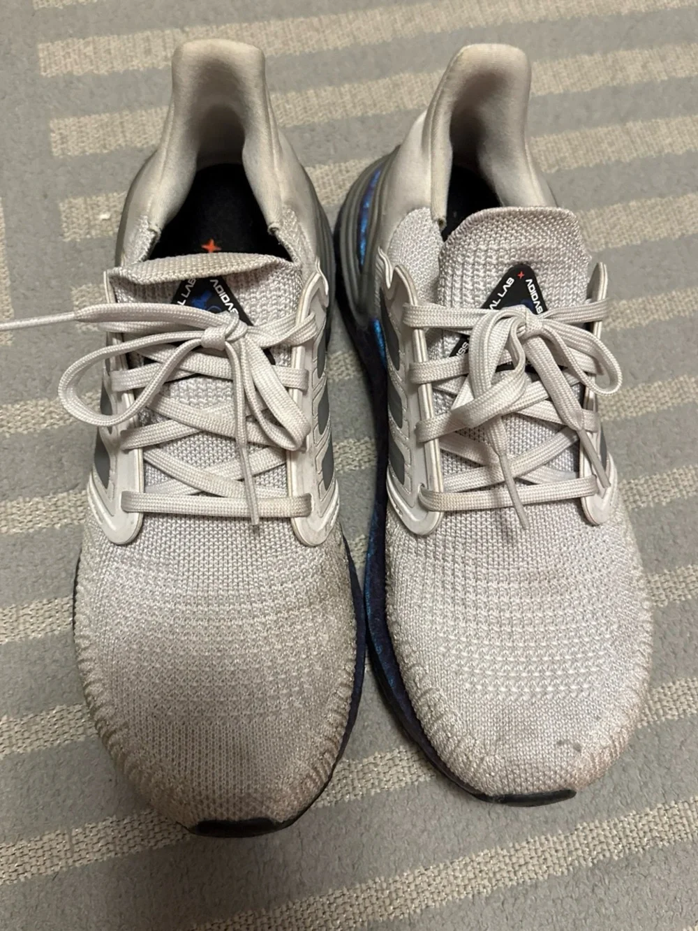 adidas Women’s Light Gray Knit Sneakers with Purple Midsole